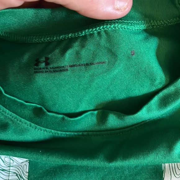 Kids UA Long Sleeve size 5 - Picture 2 of 2